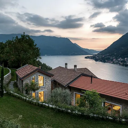 Via Del Pontile Nesso