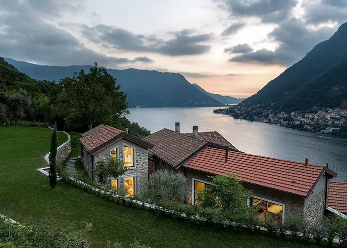 Via Del Pontile Nesso